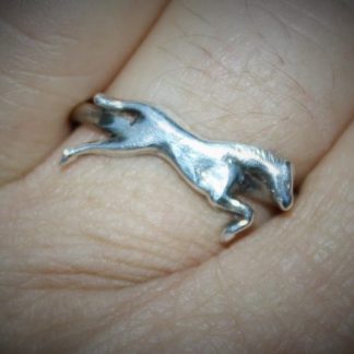 horse ring being worn made to size from solid silver and sterling silver at www.lrsilverjewellery.co.uk